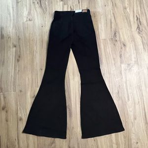 Judy Blue pull on flares